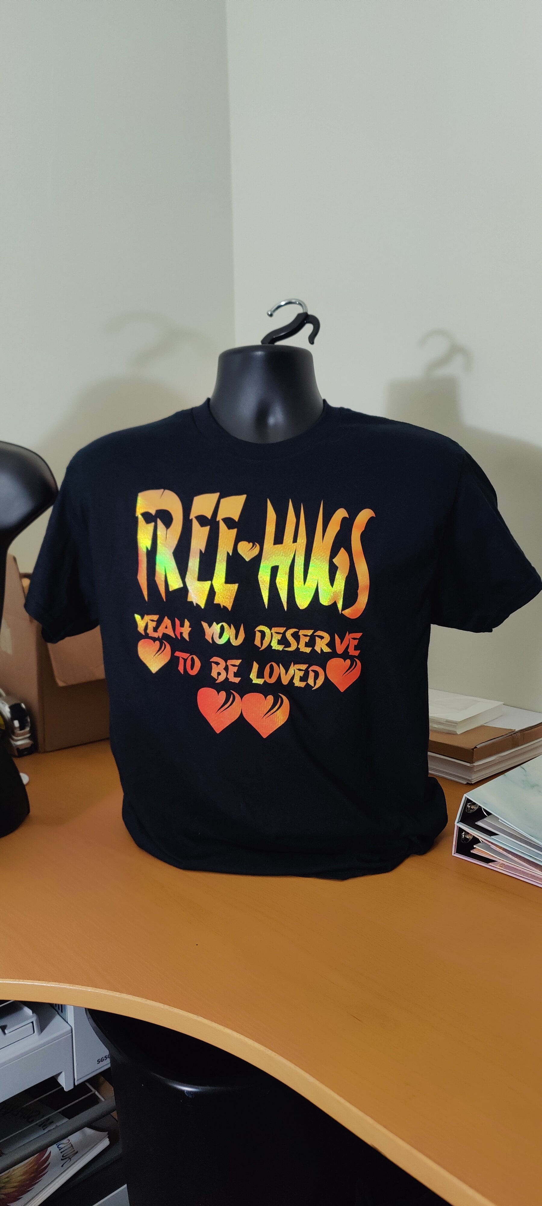 FREE HUGS T-shirt