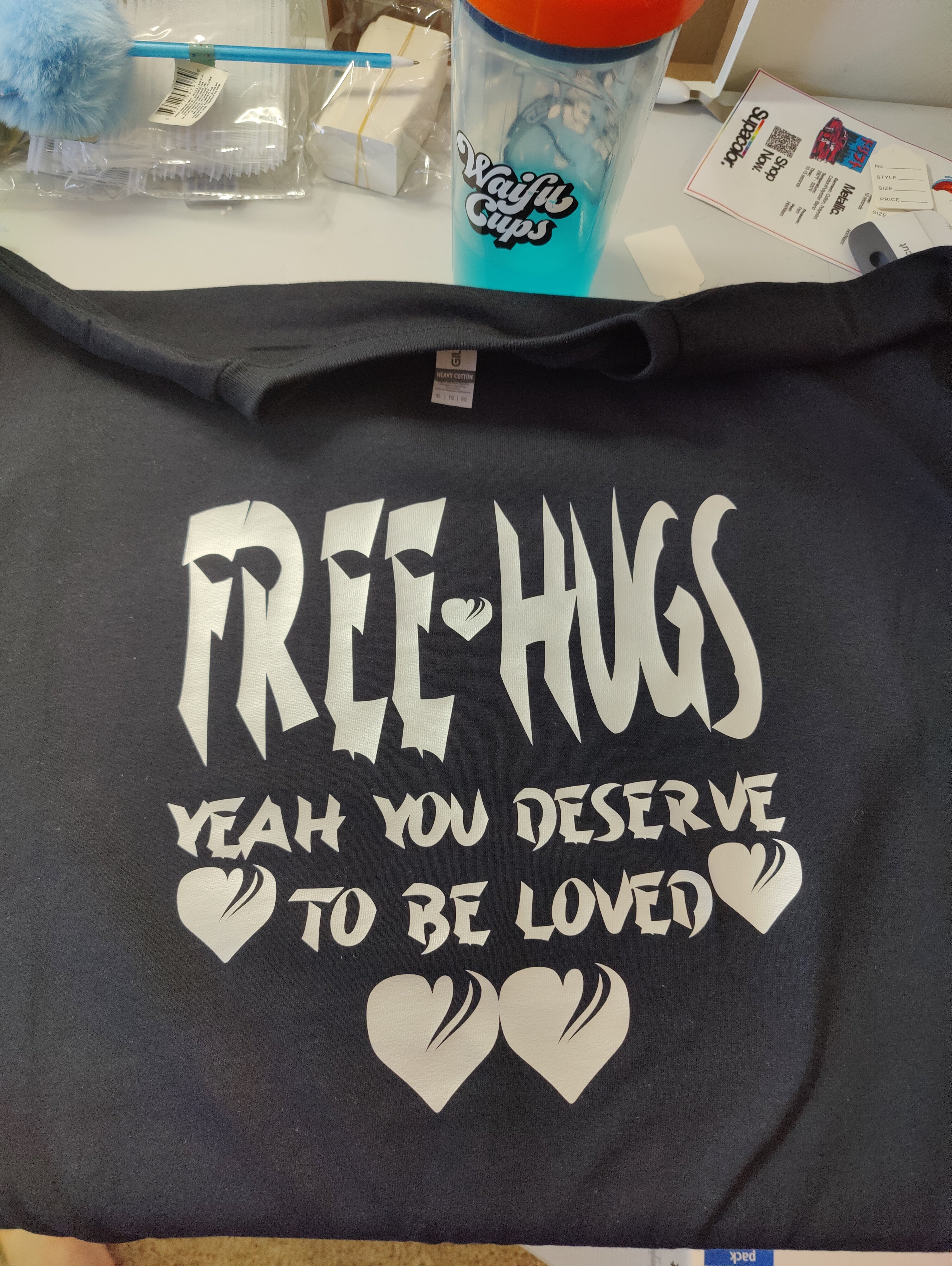 FREE HUGS T-shirt